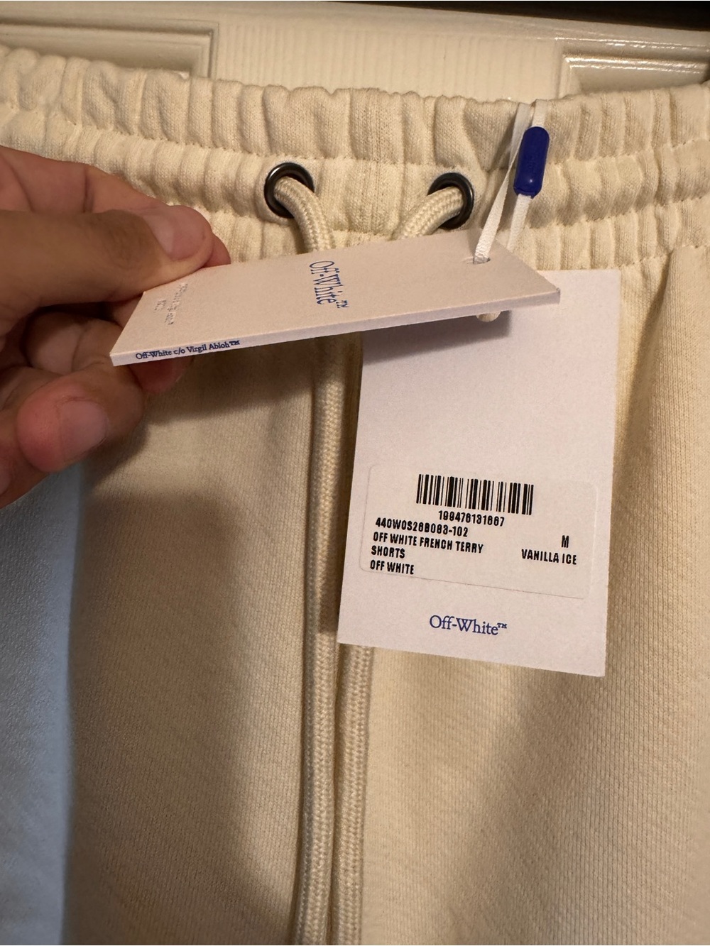 Off-white shorts - Picture 4 of 4